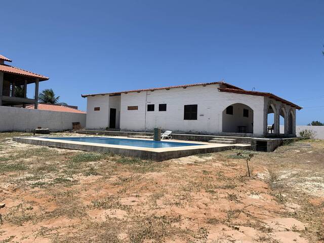 #283 - Casa para Venda em Cascavel - CE - 2