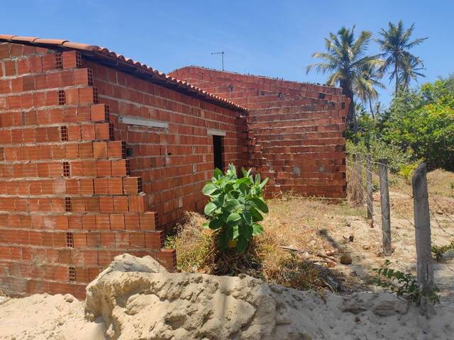 #319 - Casa para Venda em Cascavel - CE